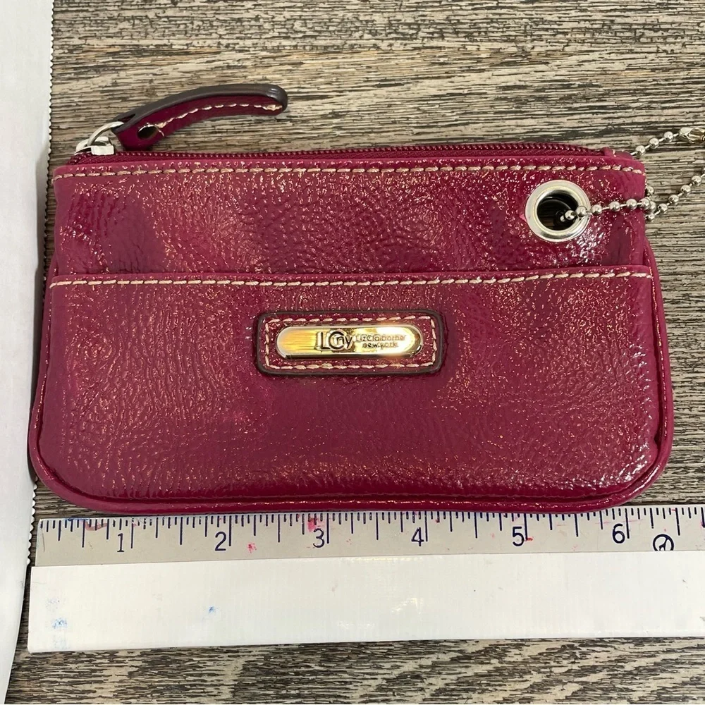 Liz Claiborne Magenta wallet/coin purse/key chain. Pre-owned.
